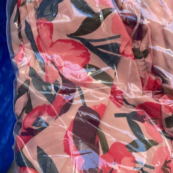 Bohemian Pink Floral Print V neck Tiered Maxi Dress - Picture 5 of 5